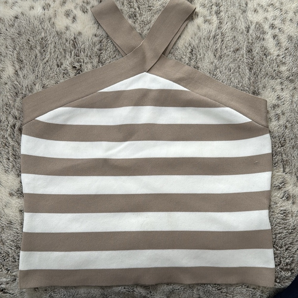 Cross shoulder stripe top